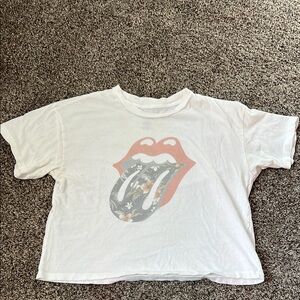 Hawaiian Print Rolling Stones Crop Graphic T-Shirt